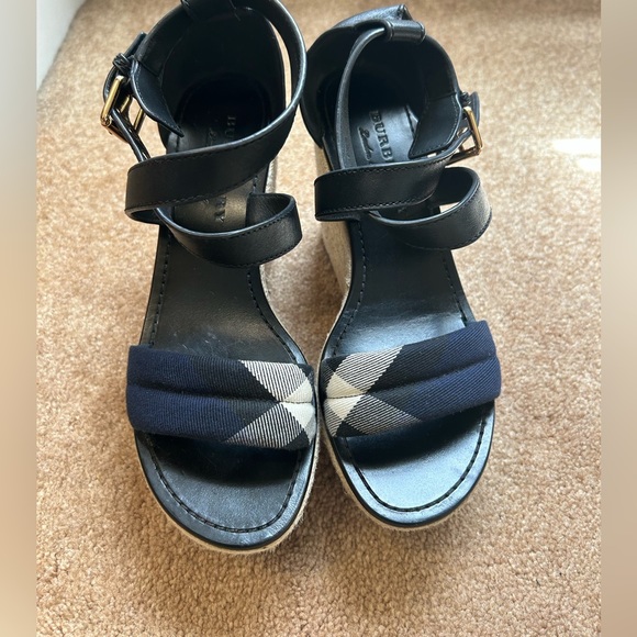 Burberry Wedges - Picture 3 of 10